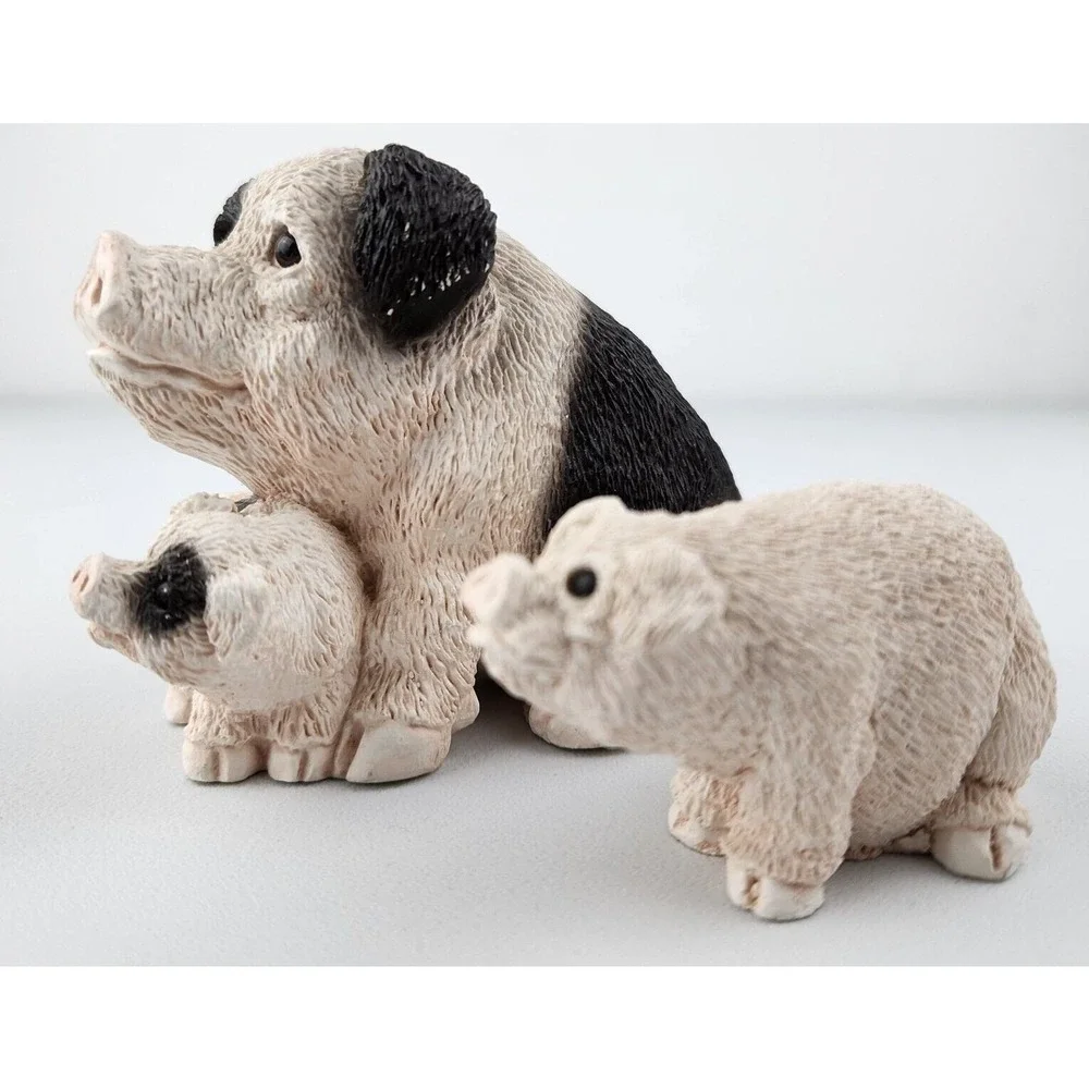 Stone Critters‎ Mama & Piglet  Pig Figurines HAMPSHIRE PIGS Farm Animal